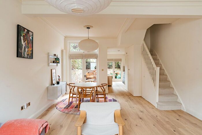 2 Bedroom Terraced House To Rent In Quilter Street, London, E2