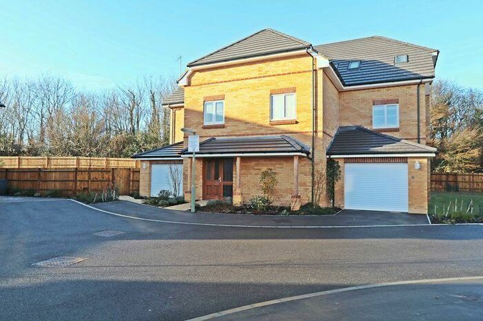 1 Bedroom Flat To Rent In South Downs Rise, Bedhampton, PO9