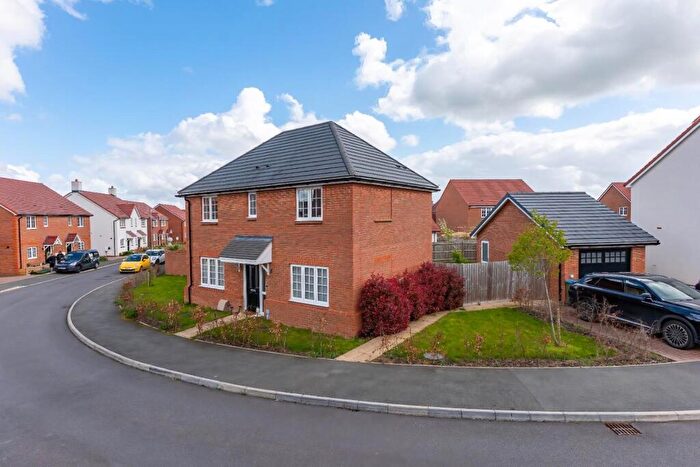 3 Bedroom Detached House For Sale In Chappell Way, Stewkley, LU7