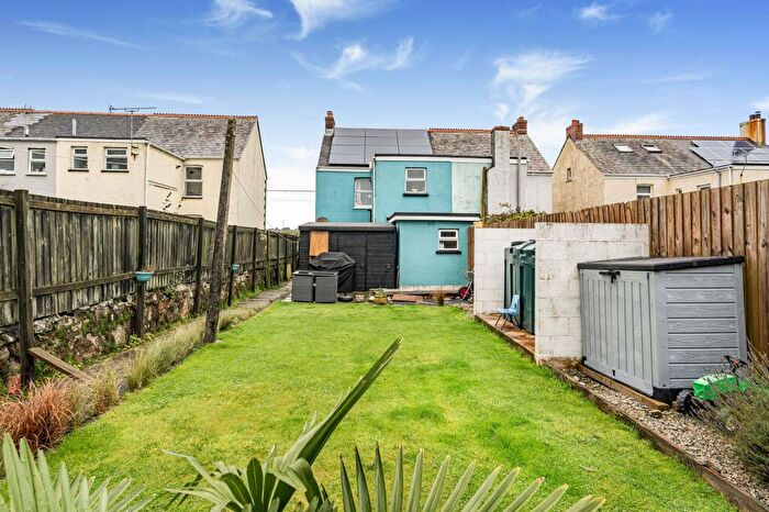 3 Bedroom Semi-Detached House For Sale In Trerice Terrace, St. Dennis, PL26