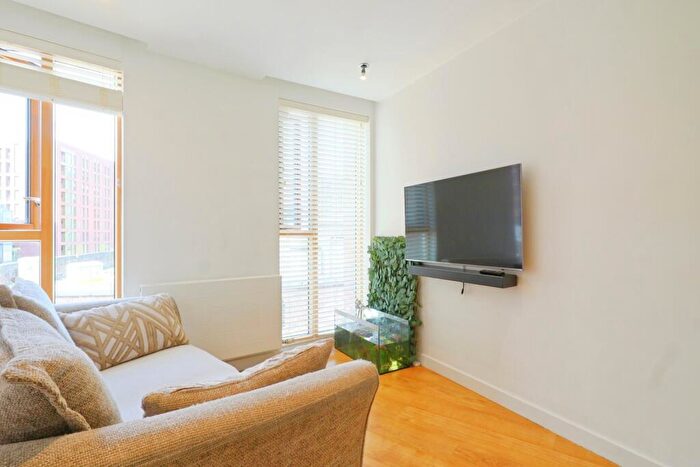 1 Bedroom Flat For Sale In Wharf Approach, Leeds, LS1