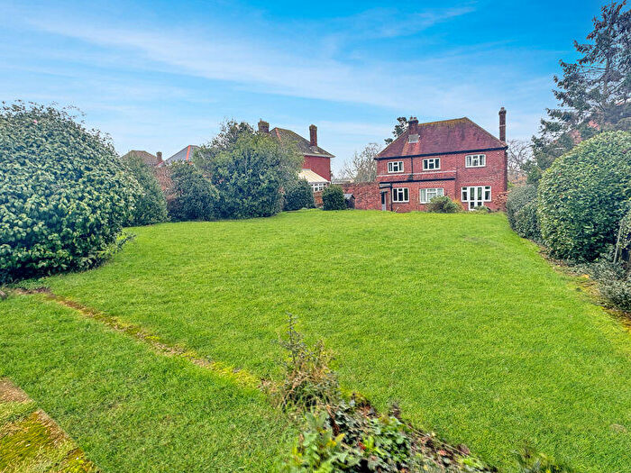 3 Bedroom Detached House For Sale In Ward Avenue, Cowes, PO31