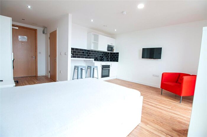 Flat To Rent In The Studios, Plaza Boulevard, Liverpool, L8