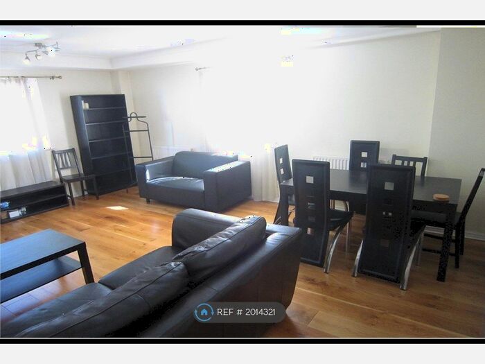 2 Bedroom Flat To Rent In Rotherhithe St, London, SE16