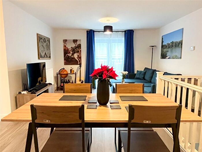 2 Bedroom Detached House For Sale In Amazon Way, Westbury, BA13