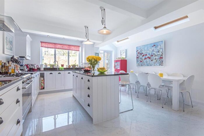 5 Bedroom Terraced House To Rent In Second Avenue, Mortlake, SW14