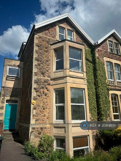 2 Bedroom Flat To Rent In Elliston Road, Bristol, BS6