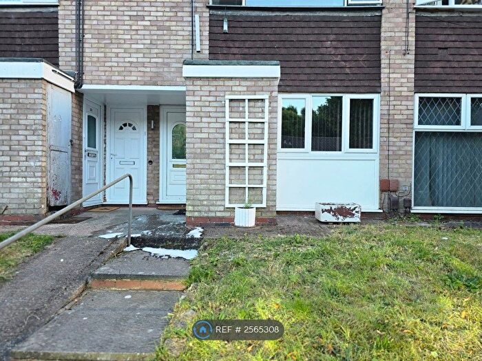 1 Bedroom Maisonette To Rent In Lennox Gardens, Wolverhampton, WV3