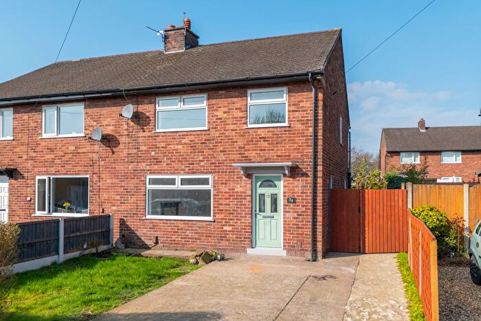 3 Bedroom Semi-detached House To Rent In Charnock Avenue, Penwortham, PR1