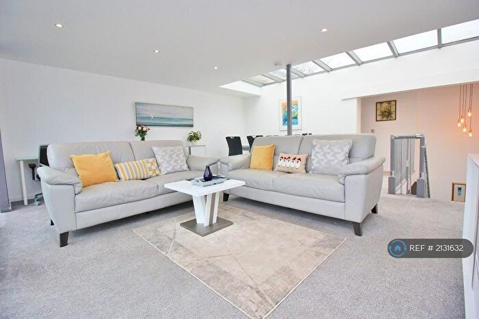 3 Bedroom Semi-Detached House To Rent In Belmont Road, Southampton, SO17