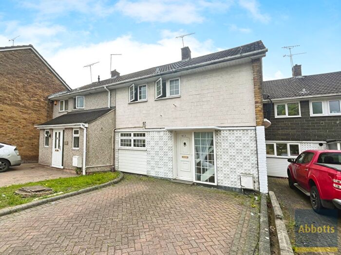 3 Bedroom Property To Rent In Long Riding, Basildon, SS14
