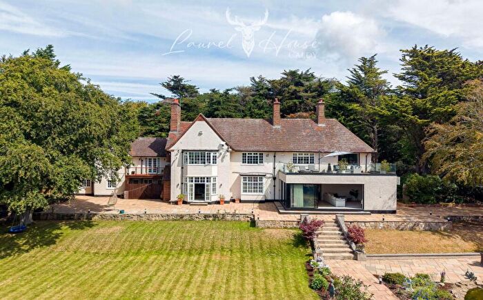 6 Bedroom Detached House For Sale In Croft Drive West, Wirral, CH48