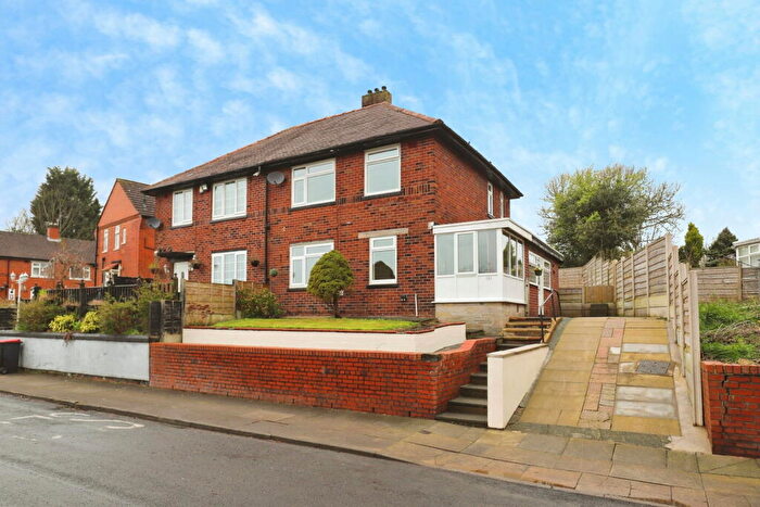 3 Bedroom Semi Detached House For Sale In Broad Oak Lane, Bury, BL9