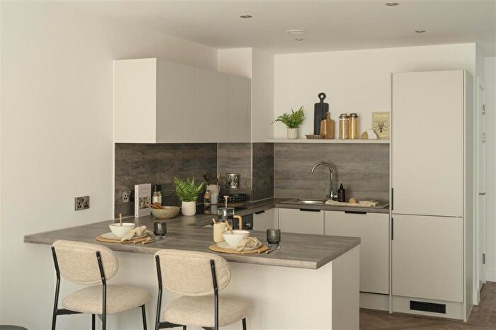 2 Bedroom Apartment For Sale In Ariel House, Birmingham, B26