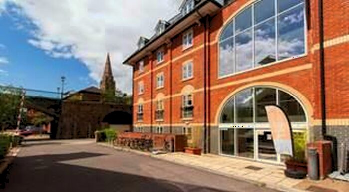 Studio To Rent In Iron Bridge - Exeter, EX4