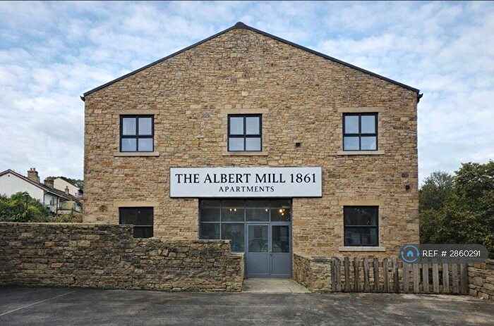 2 Bedroom Flat To Rent In Park Road, Rossendale, BB4