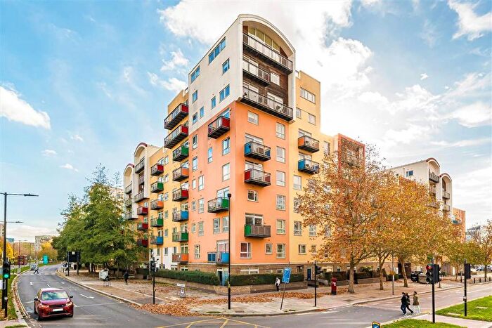 2 Bedroom Flat To Rent In John Harrison Way, Greenwich, SE10