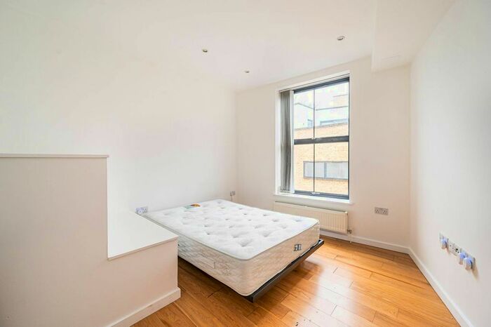 1 Bedroom Flat To Rent In Caledonian Road, Caledonian Road, London, N1