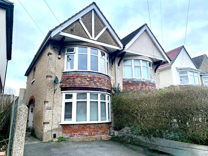 3 Bedroom Semi Detached House To Rent In Swaythling, SO17