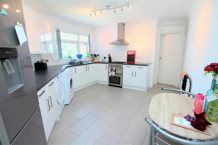 2 Bedroom Flat To Rent In Leahurst Court, Leahurst Court Road, Preston, Brighton BN1