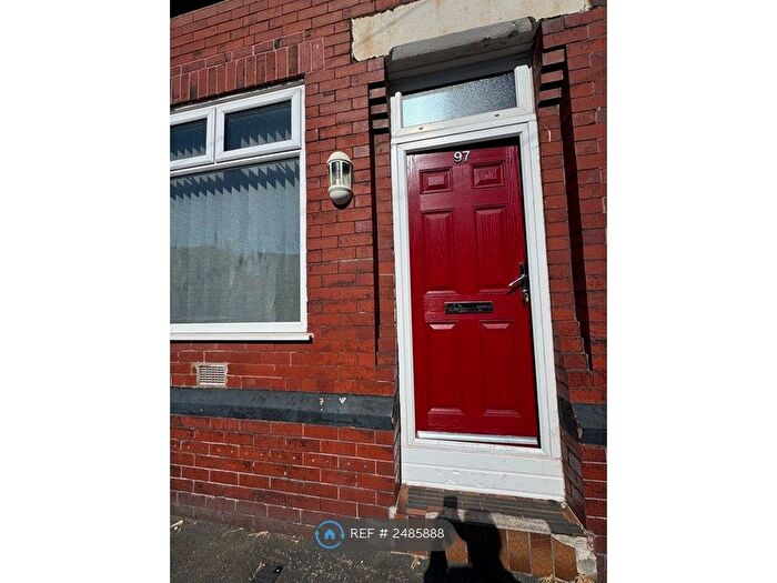 3 Bedroom Terraced House To Rent In Shaw Street, St. Helens, WA10