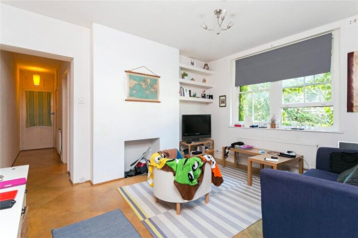 1 Bedroom Apartment To Rent In Thornhill House, Thornhill Road, London, N1