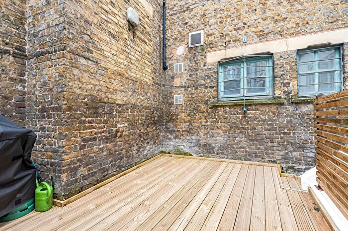 1 Bedroom Flat To Rent In Long Lane, London, SE1