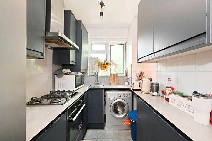 1 Bedroom Flat To Rent In Killip Close, London, E16