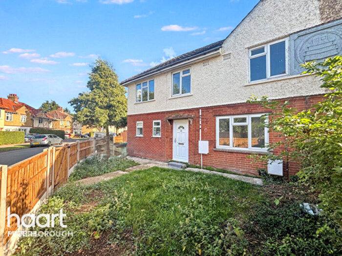 4 Bedroom Semi-Detached House To Rent In Eastwood Avenue, March, PE15