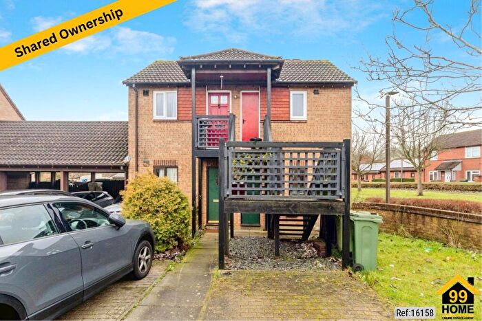 1 Bedroom Maisonette For Sale In Buzzacott Lane, Milton Keynes, MK4