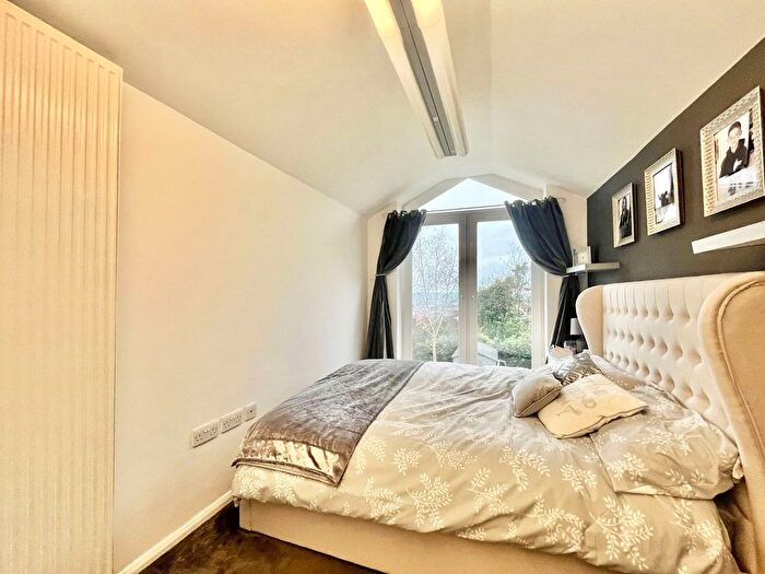4 Bedroom Detached House For Sale In Longmead Road, Preston, Paignton, TQ3