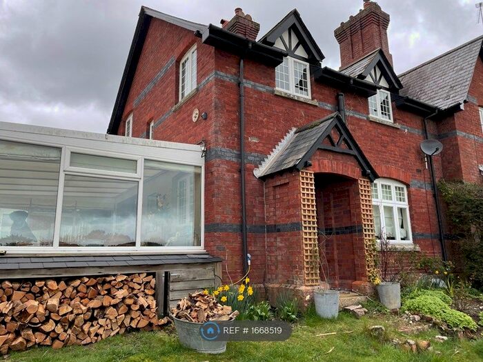 4 Bedroom Semi-Detached House To Rent In Northington, Alresford, SO24