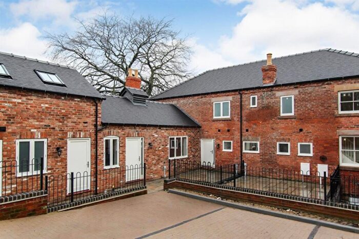 2 Bedroom Cottage To Rent In Canal Side Mews, Newlands Road, Riddings, Alfreton, Derbyshire, DE55