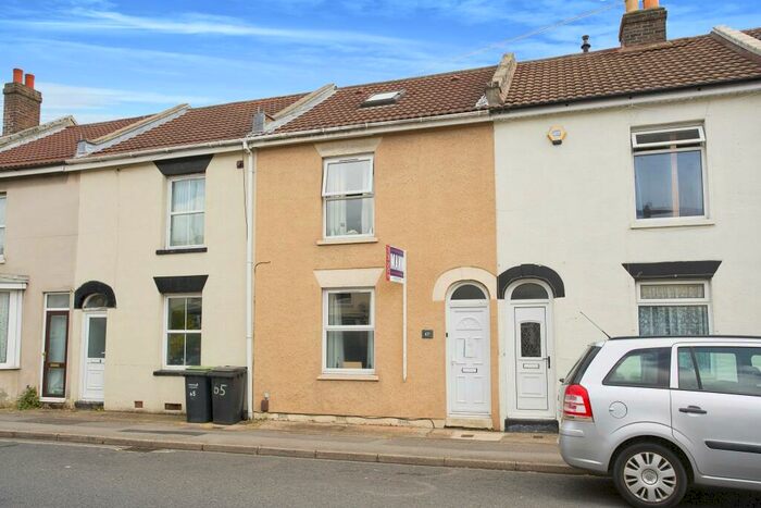 3 Bedroom House To Rent In Whitworth Road, Gosport, PO12