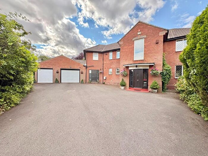 5 Bedroom Detached House For Sale In Whitworth Close, Spennymoor, DL16