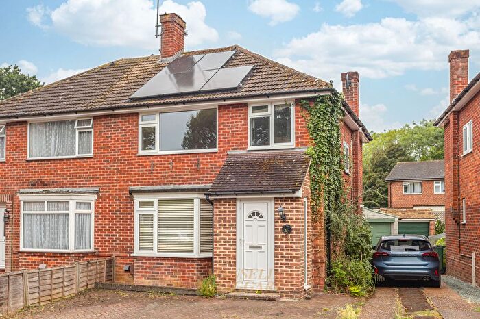 3 Bedroom Property To Rent In Copsleigh Close, Salfords, RH1