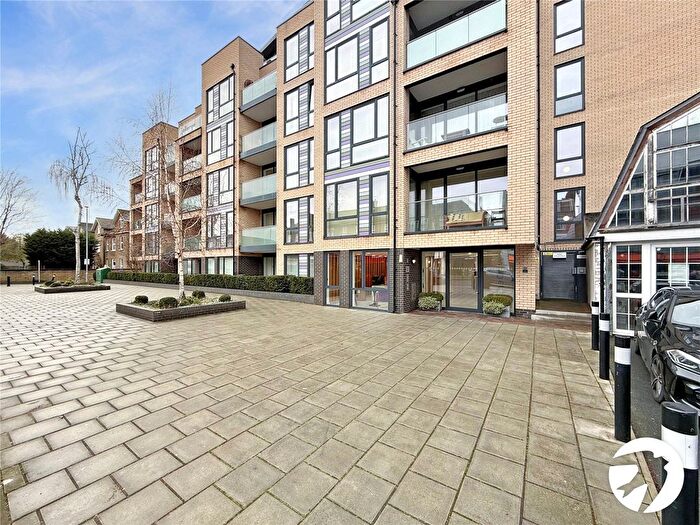 1 Bedroom Flat To Rent In Grove Place, London, SE9