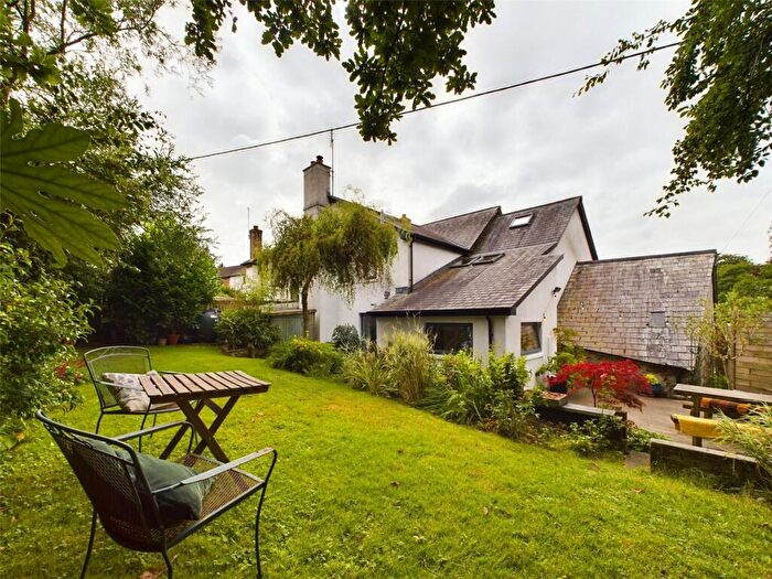 5 Bedroom Semi-Detached House For Sale In Beaworthy, Devon, EX21