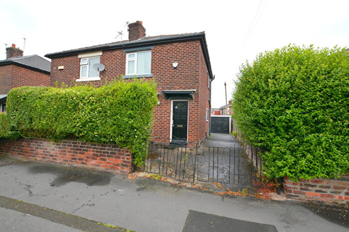 2 Bedroom Semi-Detached House For Sale In Tame Street, Denton, Tameside, M34