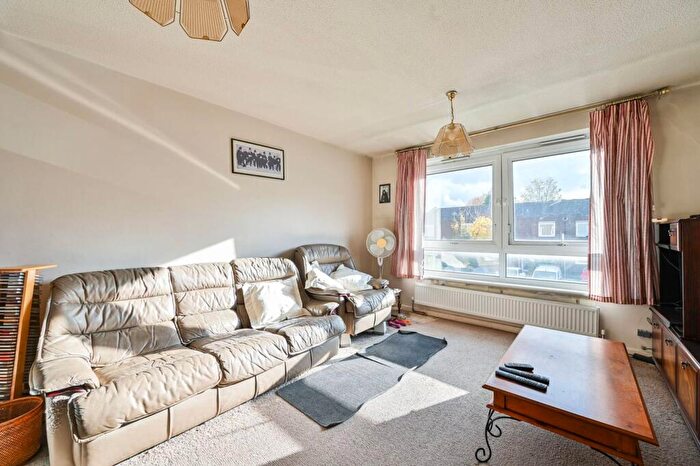 4 Bedroom Terraced House For Sale In Culmore Road, Peckham, London, SE15