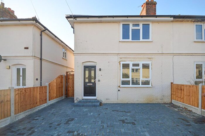 3 Bedroom Semi Detached House To Rent In West Road, Bishops Stortford, CM23