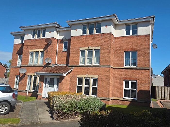 2 Bedroom Apartment For Sale In Sir William Wallace Court, Larbert, FK5
