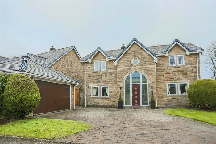 4 Bedroom Detached House For Sale In Old Stoneheath Court, Heath Charnock, Chorley PR6