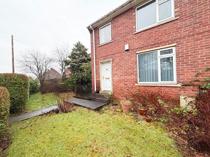 3 Bedroom Semi-Detached House For Sale In Barkwood Road, Rowlands Gill, NE39