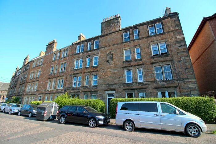 1 Bedroom Flat To Rent In Albion Road, Edinburgh, EH7