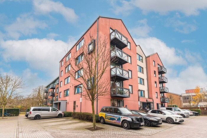 2 Bedroom Flat For Sale In Union Lane, Isleworth, TW7