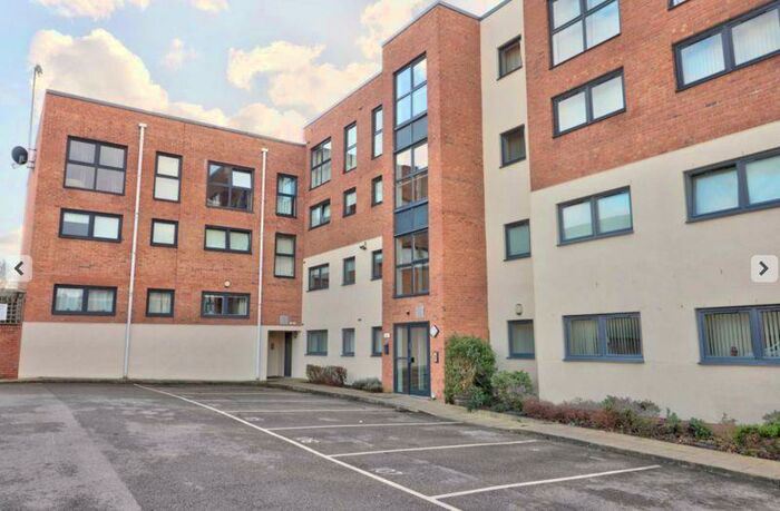 1 Bedroom Flat To Rent In Lowbridge Court, Liverpool, L19