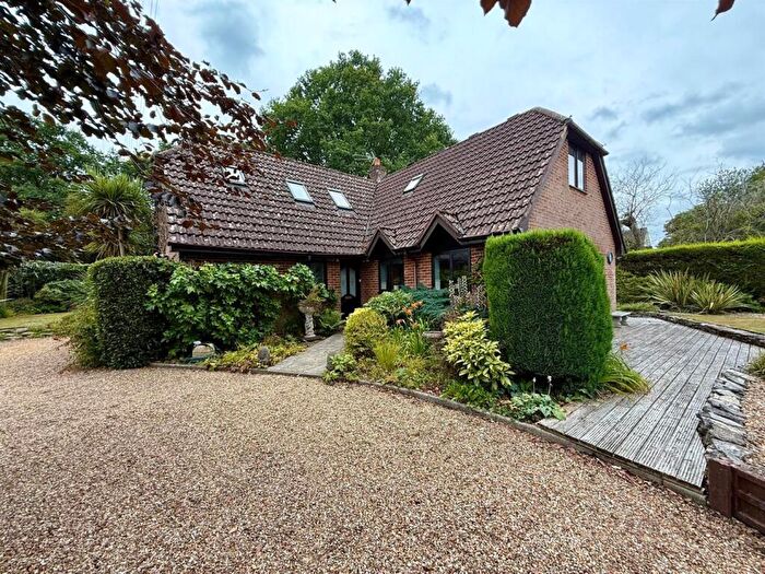 4 Bedroom Detached House For Sale In Wimborne Road East, Ferndown, BH22