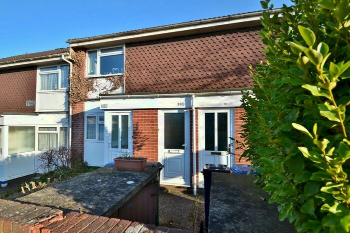 1 Bedroom Flat To Rent In Merley, BH21