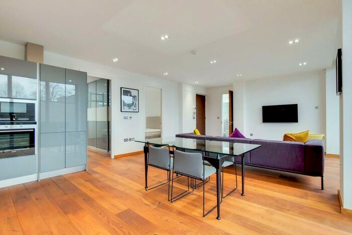 2 Bedroom Flat To Rent In Bayham Street, Camden Town, London, NW1